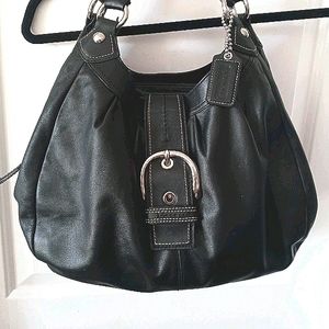 COACH SOHO BLACK HOBO BAG LOTS OF STORAGE 😻❤️